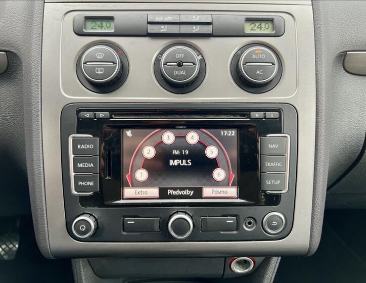 Volkswagen Touran 28