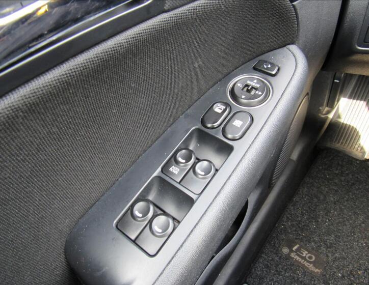 Hyundai i30 21