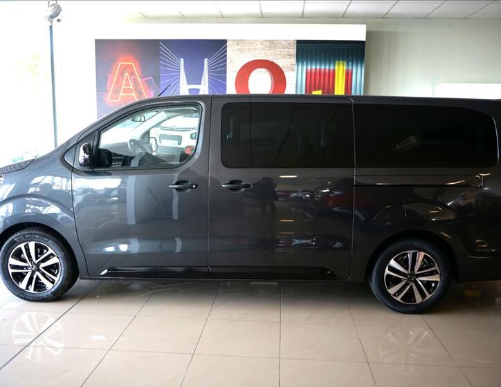 Citroën SpaceTourer 4