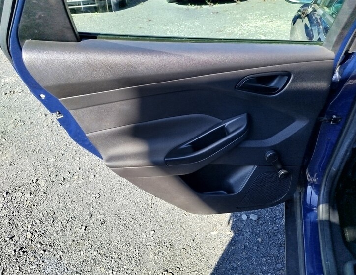 Ford Focus 21