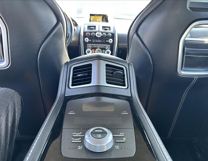 Aston Martin Rapide 15