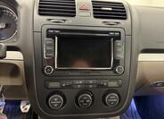 Volkswagen Golf 11