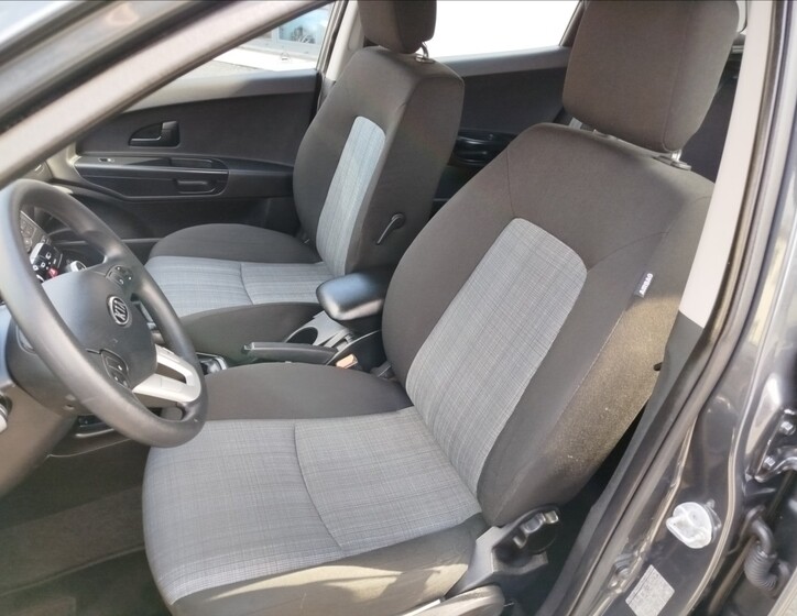 KIA Ceed 11