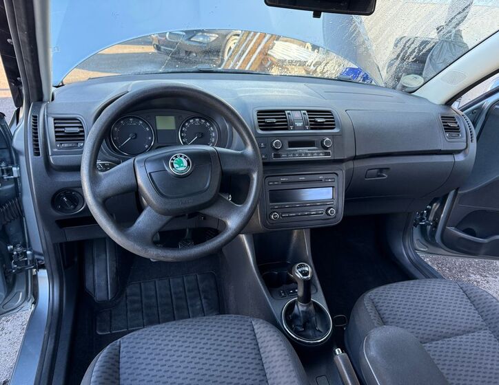 Škoda Roomster 8