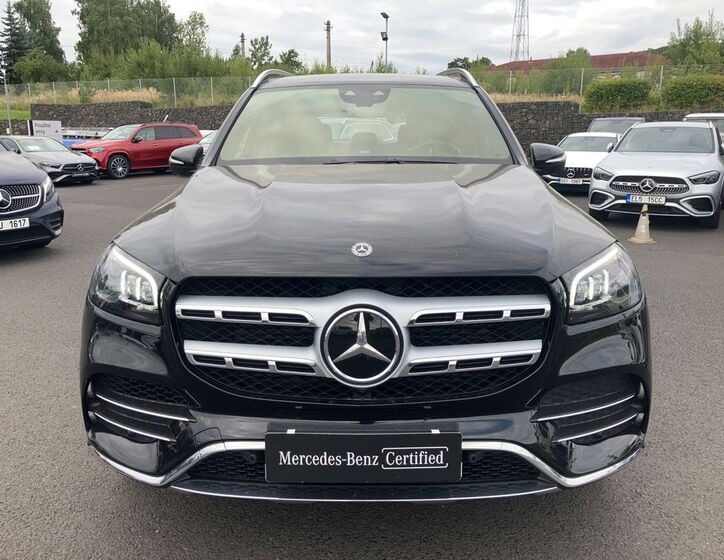 Mercedes-Benz GLS 10