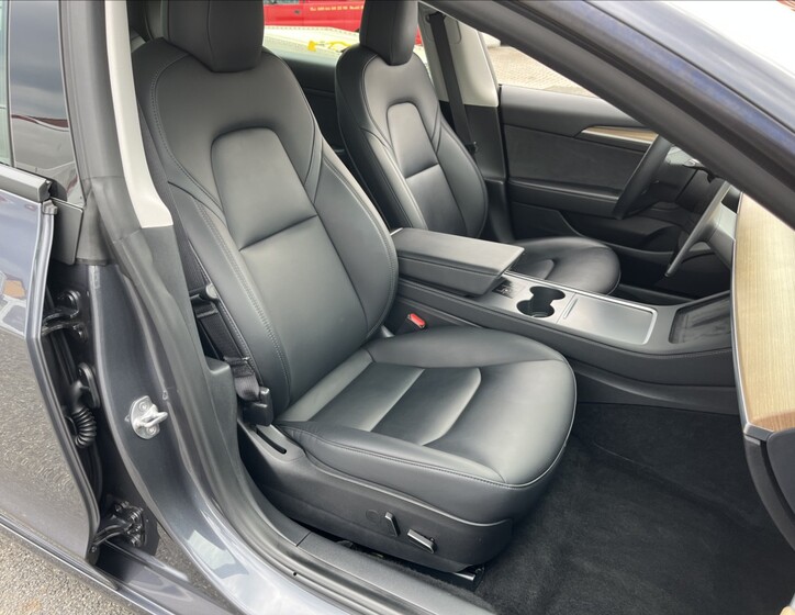 Tesla Model 3 23