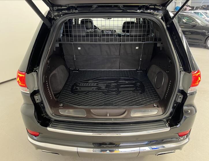 Jeep Grand Cherokee 29