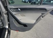 Volkswagen Golf 31