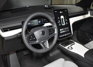 Volvo EX90 21
