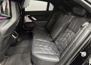 BMW i7 14