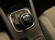 Volkswagen Golf 16