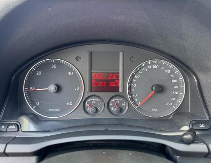 Volkswagen Golf 30