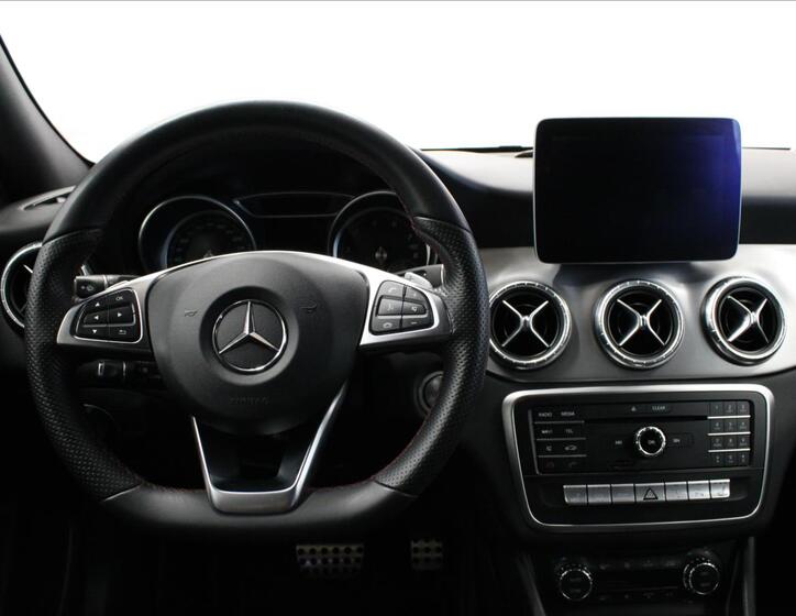 Mercedes-Benz CLA 29
