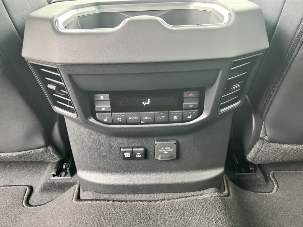 Toyota Sequoia