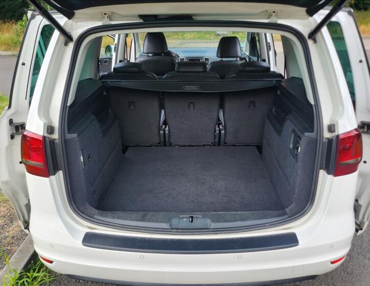 Volkswagen Sharan 17