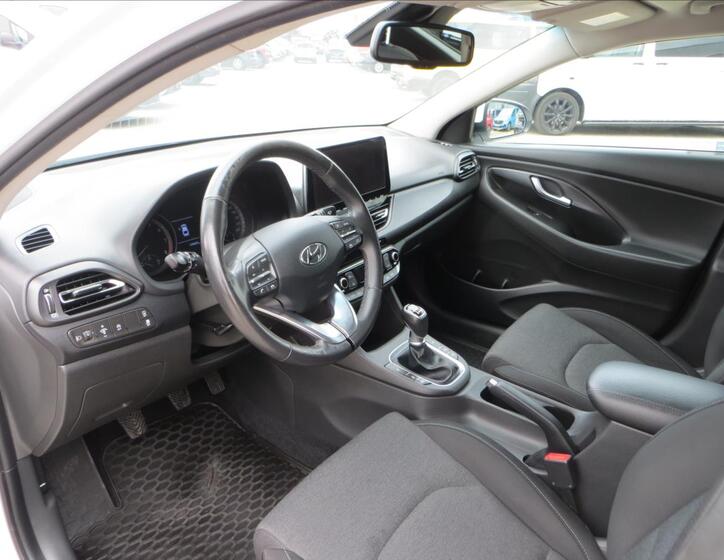 Hyundai i30 12