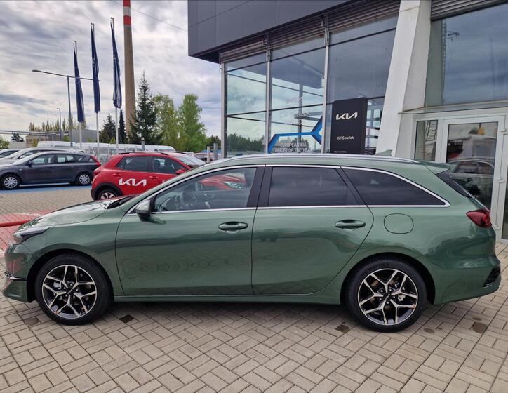 KIA Ceed 8