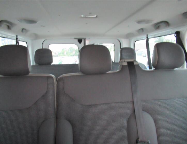Opel Vivaro 19