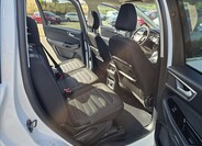 Ford Galaxy 12