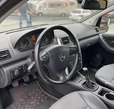 Mercedes-Benz Třídy A 10