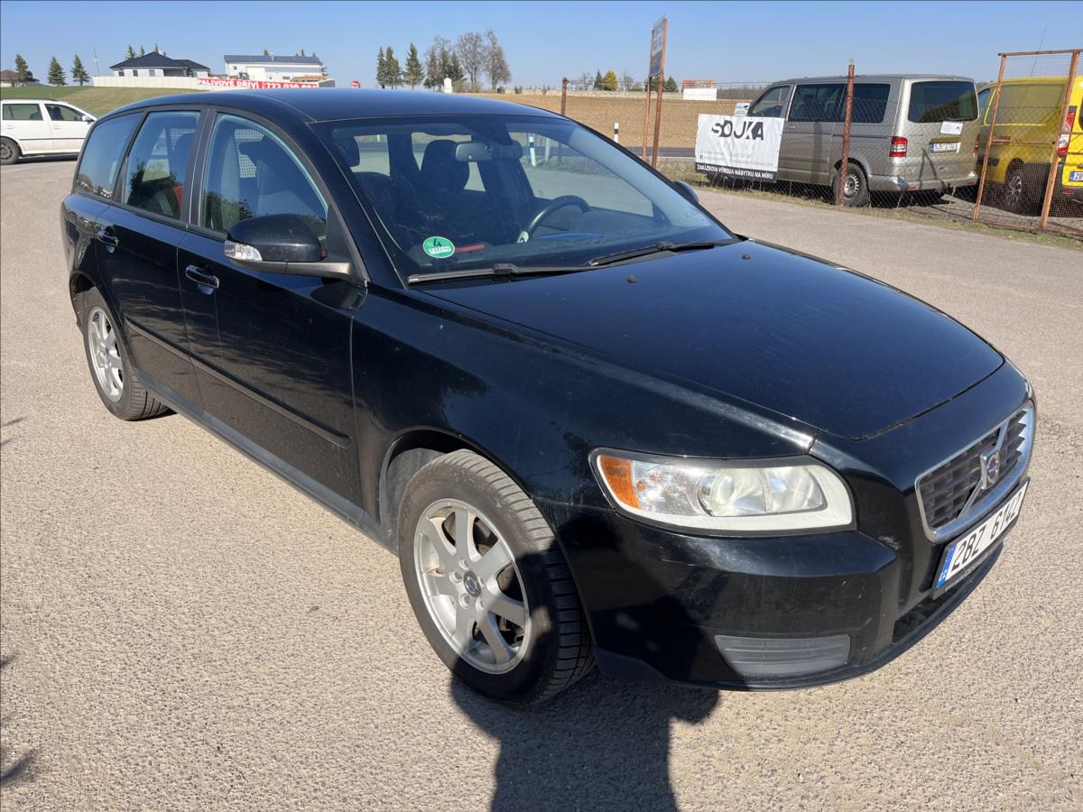 Volvo V50