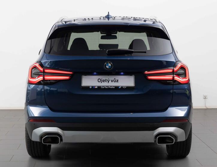 BMW X3 4