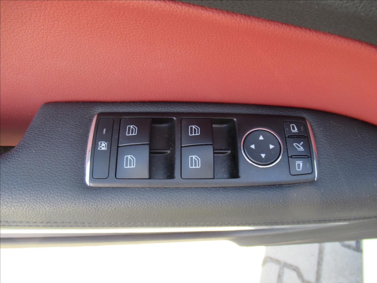Mercedes-Benz Třídy E