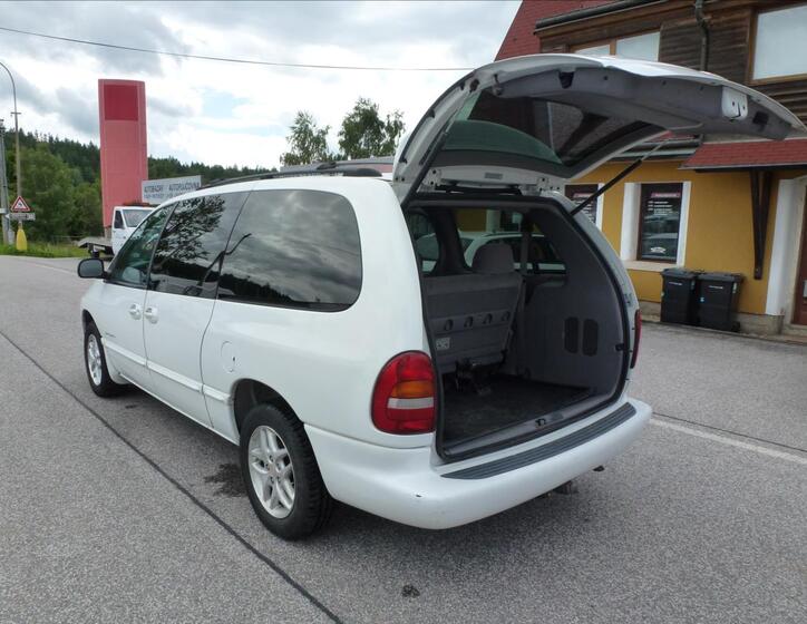 Dodge Grand Caravan 21