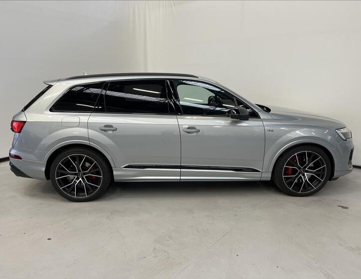 Audi SQ7 3