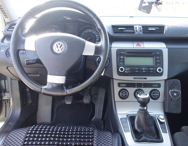 Volkswagen Passat 11