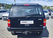 Jeep Cherokee 6