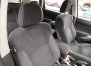 Mitsubishi Outlander 25
