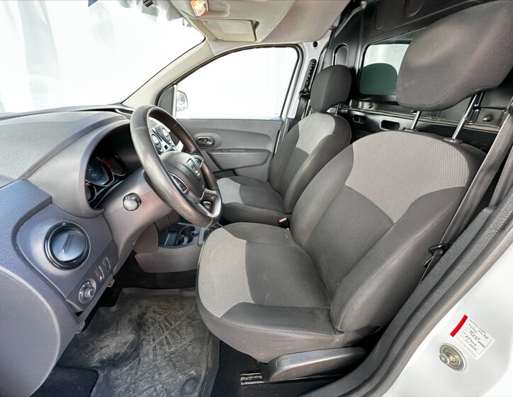 Dacia Dokker 9