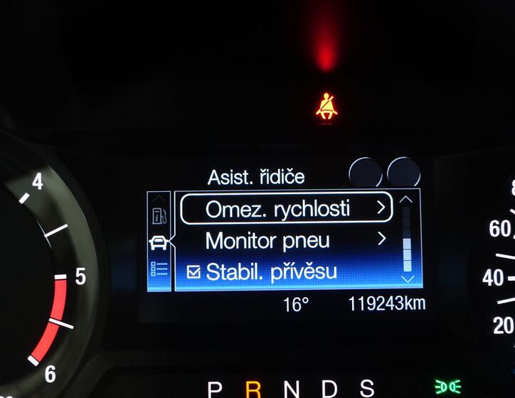 Ford S-MAX 12