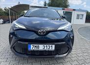 Toyota C-HR 2