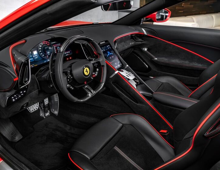 Ferrari Roma 16