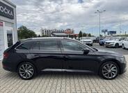 Škoda Superb 8