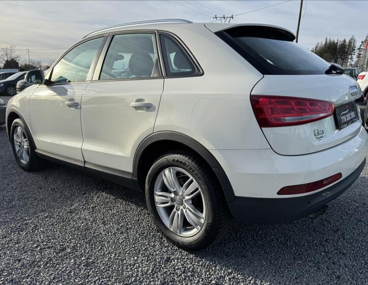 Audi Q3 5