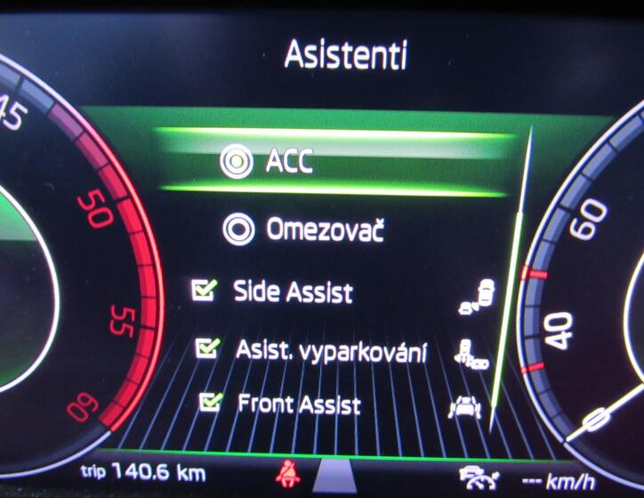 Škoda Superb 16