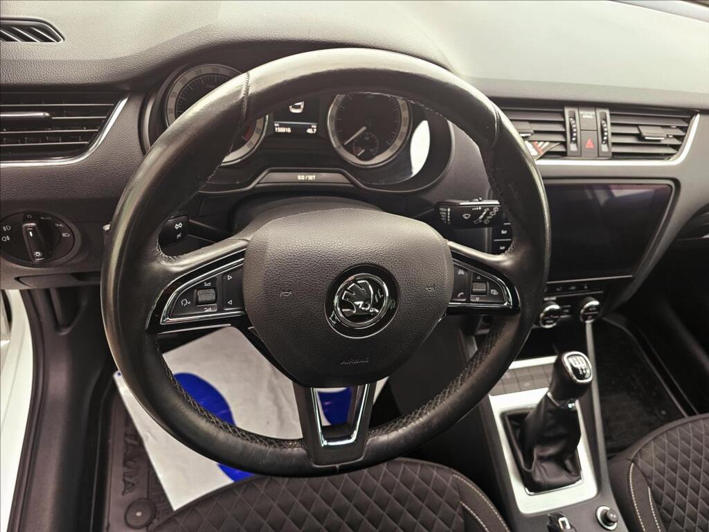Škoda Octavia 11