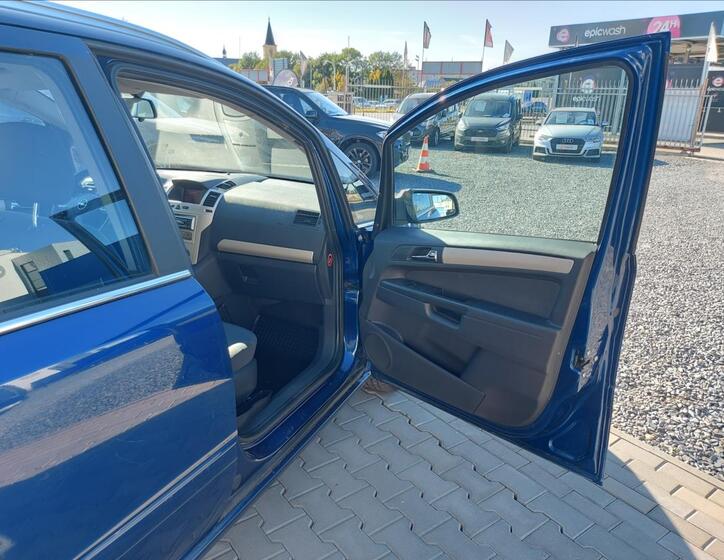 Opel Zafira 16