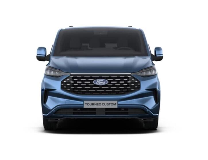Ford Tourneo Custom 2