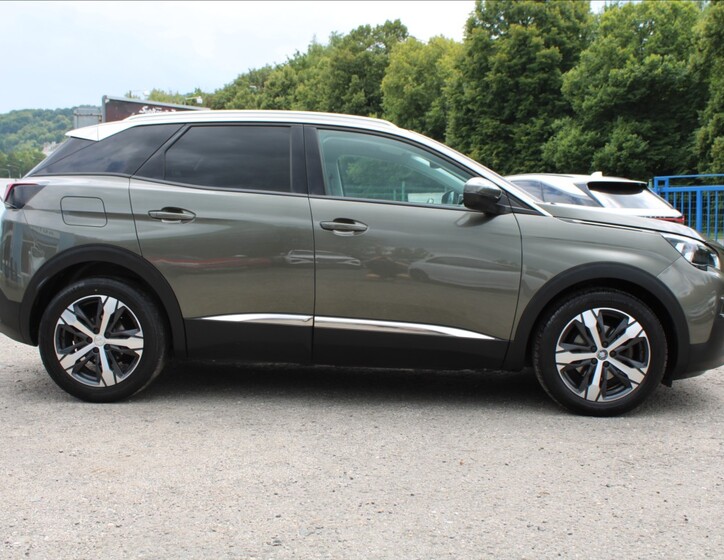Peugeot 3008 4