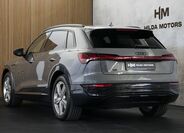 Audi Q8 2