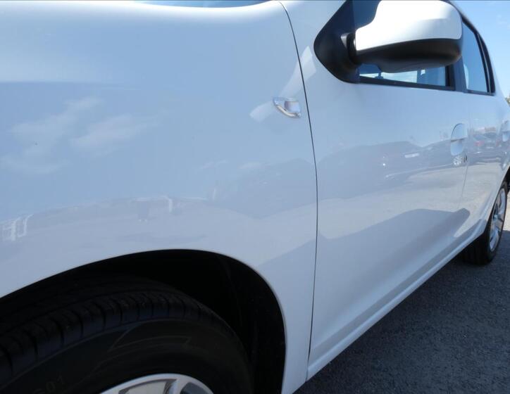 Dacia Sandero 13