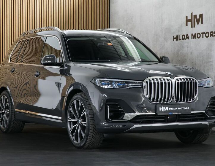 BMW X7 1