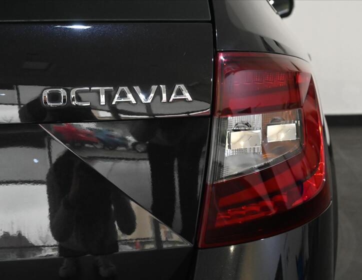 Škoda Octavia 32