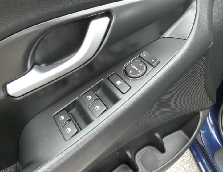 Hyundai i30 32
