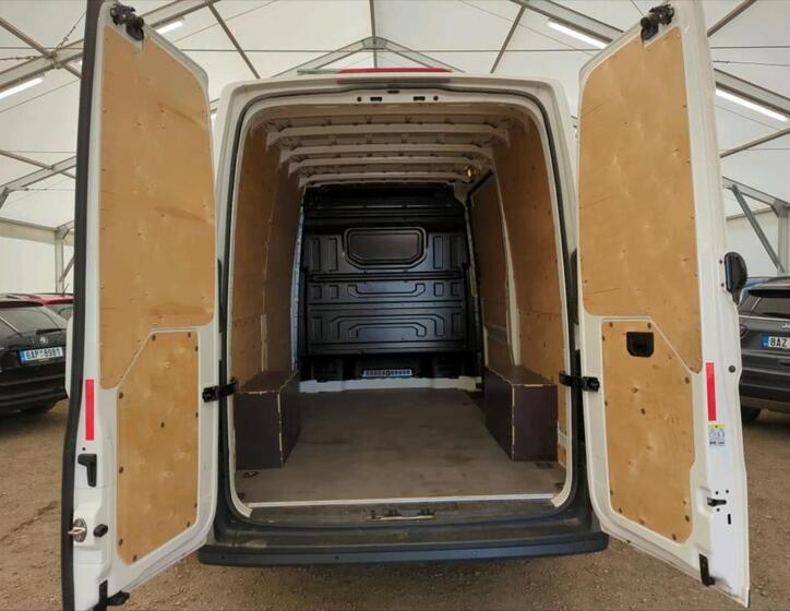 Volkswagen Crafter 6
