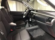 Toyota Hilux 13